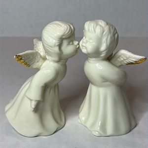 Vintage Porcelain Kissing Angels Gold Tone Tipped Wings set of 2